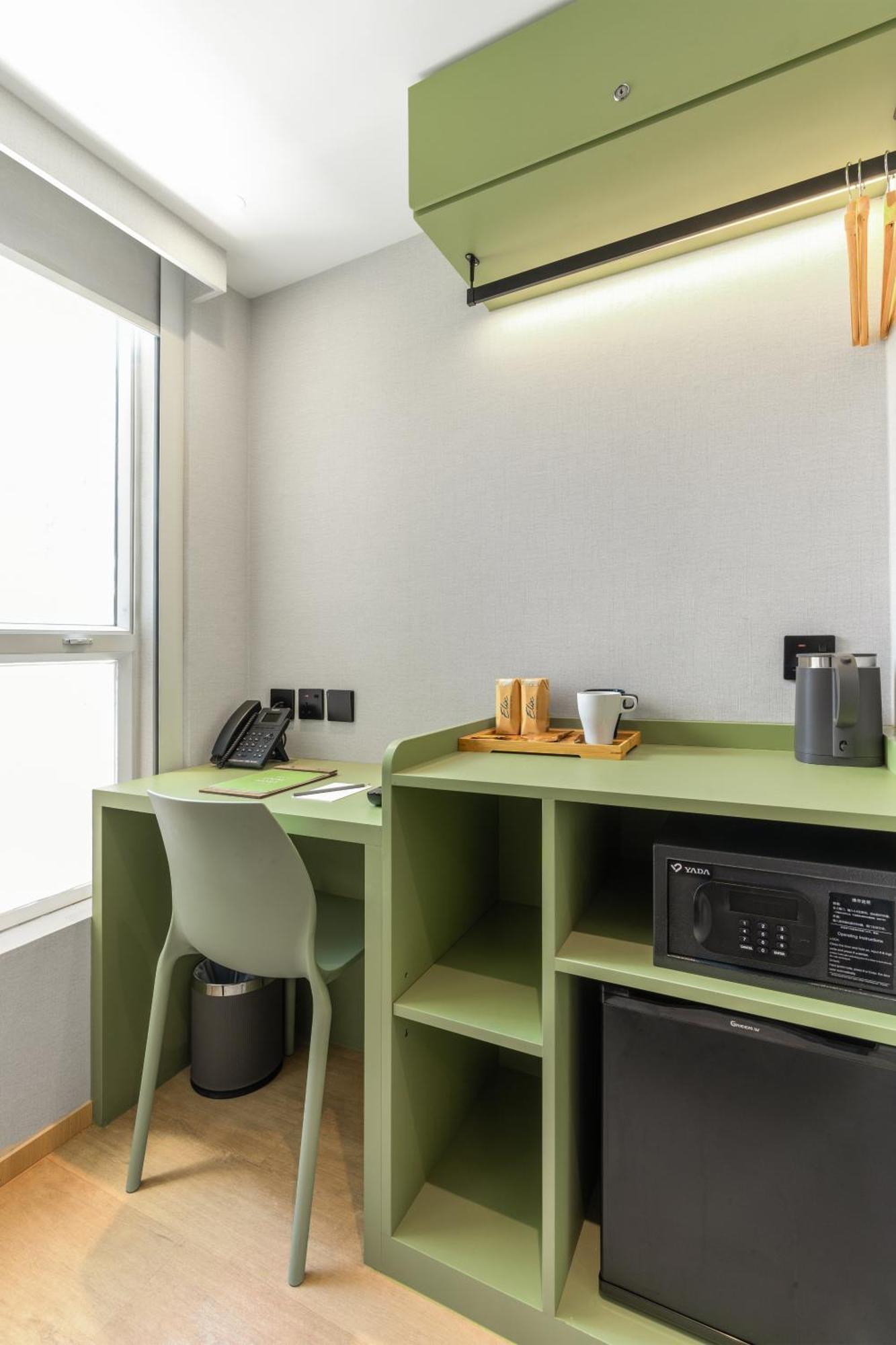 Urbanwood Hung Hom Hotel Hong Kong Exterior photo